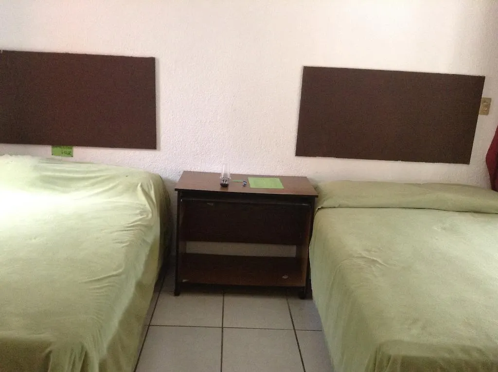 Corregidora Hotel Colibri Queretaro